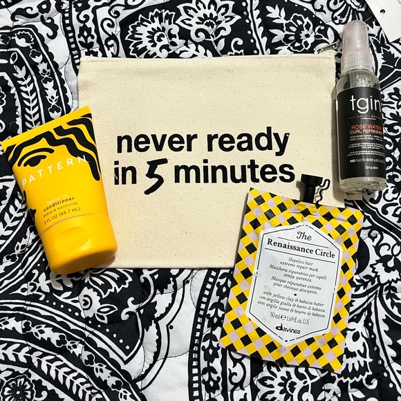 Curly hair care bag - Picture 1 of 1